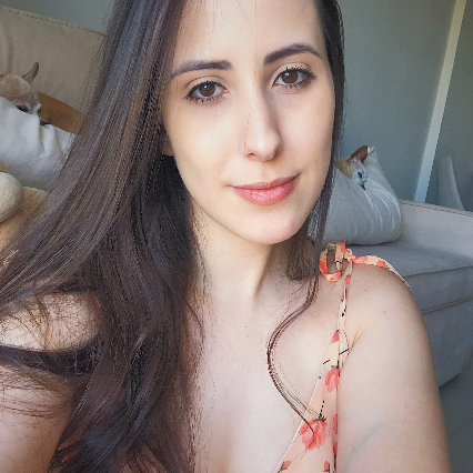 Ellen Carolina Zawoski Gomes